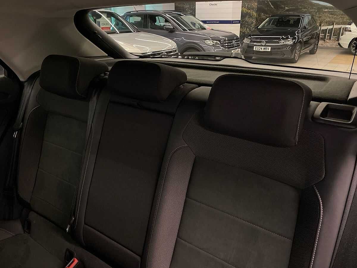 Volkswagen T-Roc 1.5 TSI Style 5Dr