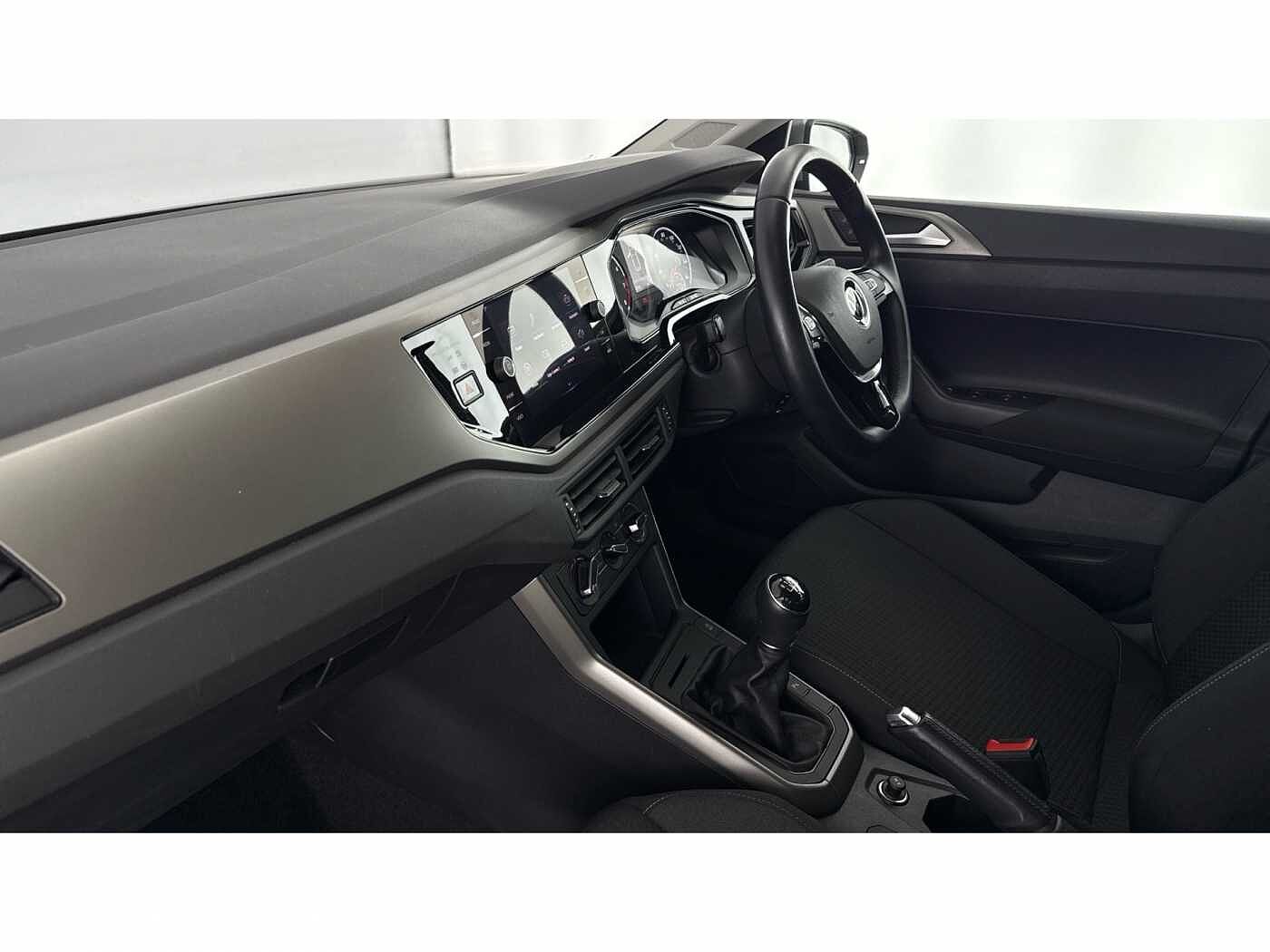 Volkswagen Polo Match 1.0 TSI 95PS 5-speed Manual 5 Door