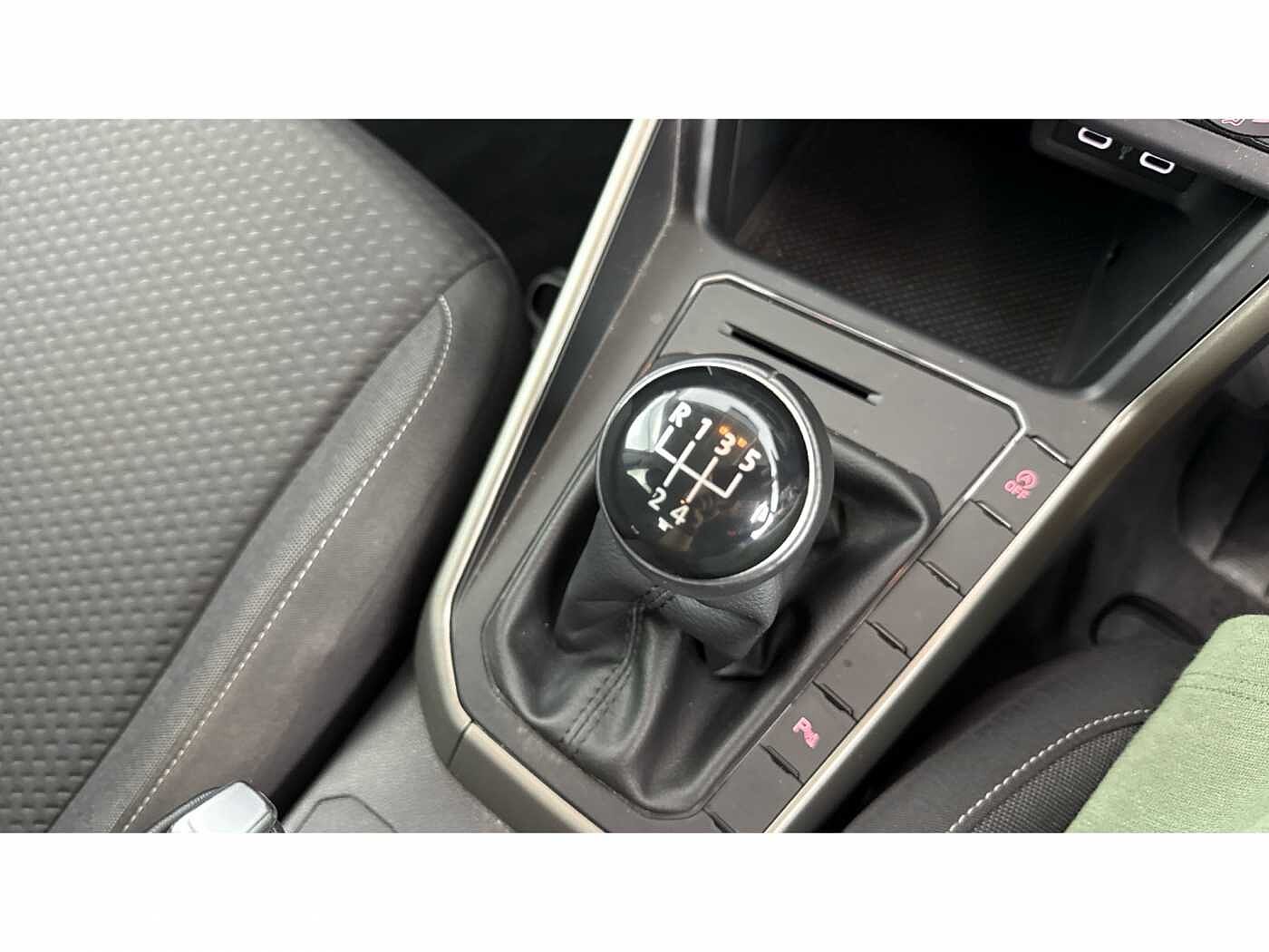 Volkswagen Polo Match 1.0 TSI 95PS 5-speed Manual 5 Door