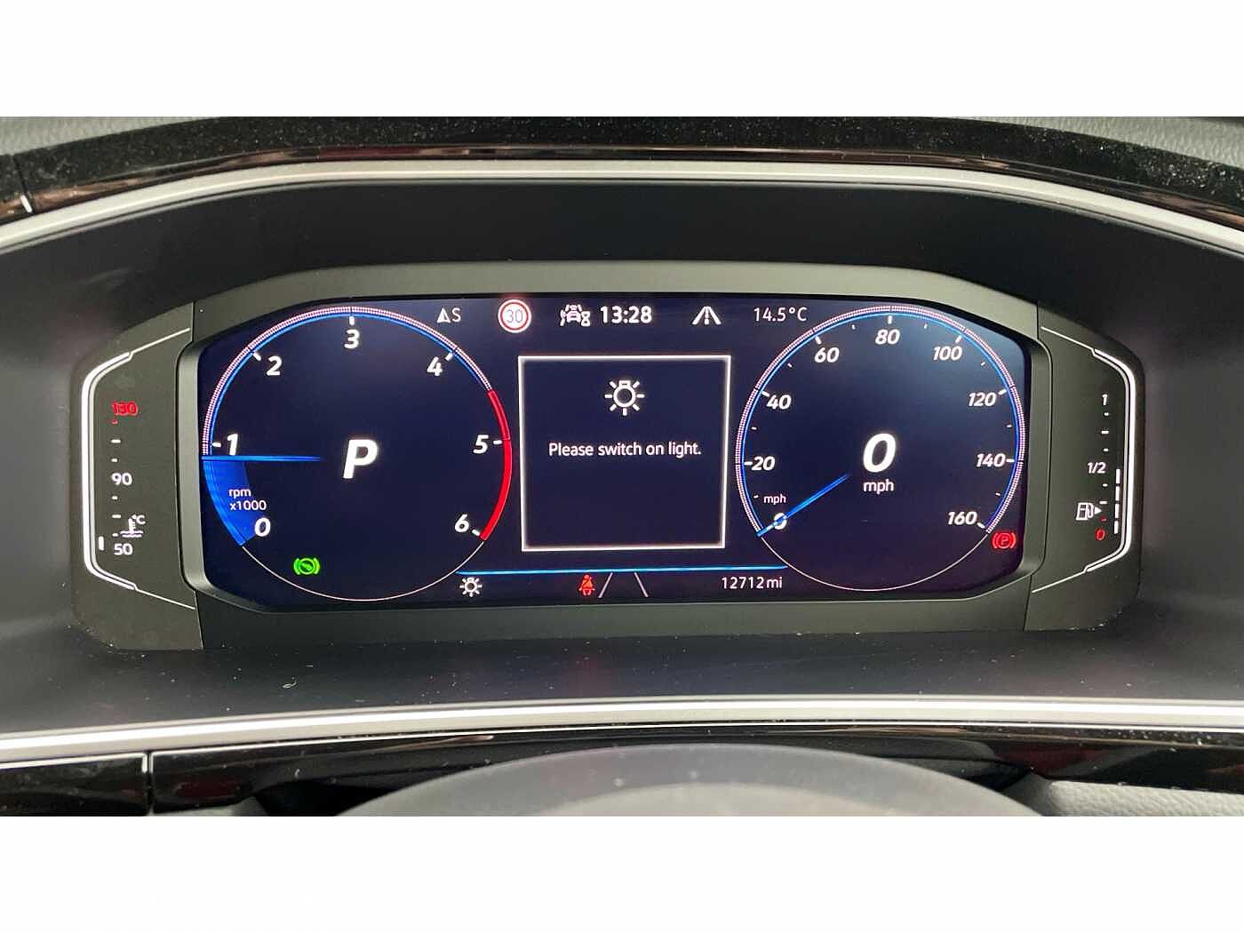 Volkswagen T-ROC 2.0TDI (150ps) R-Line EVO DSG