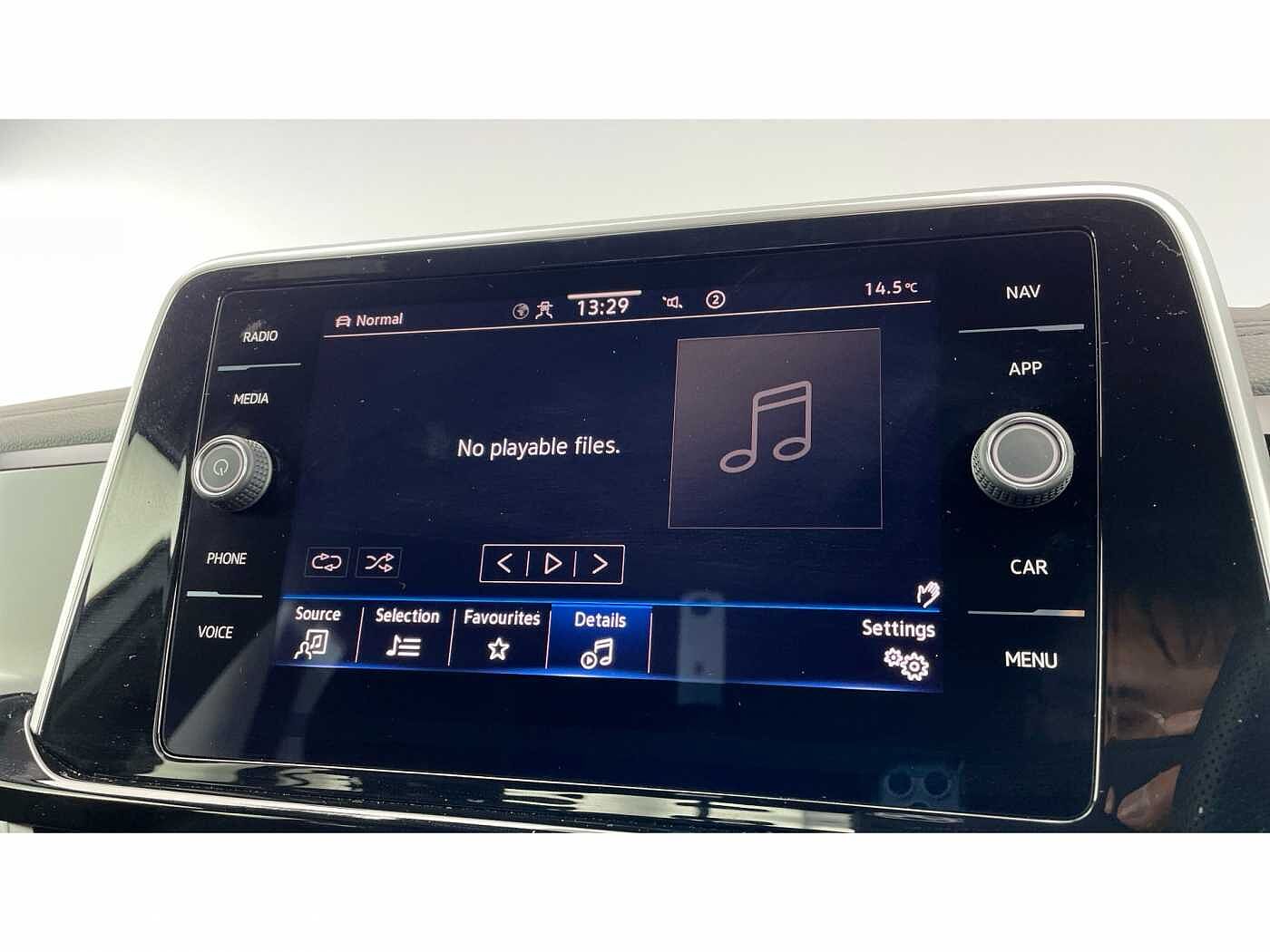 Volkswagen T-ROC 2.0TDI (150ps) R-Line EVO DSG