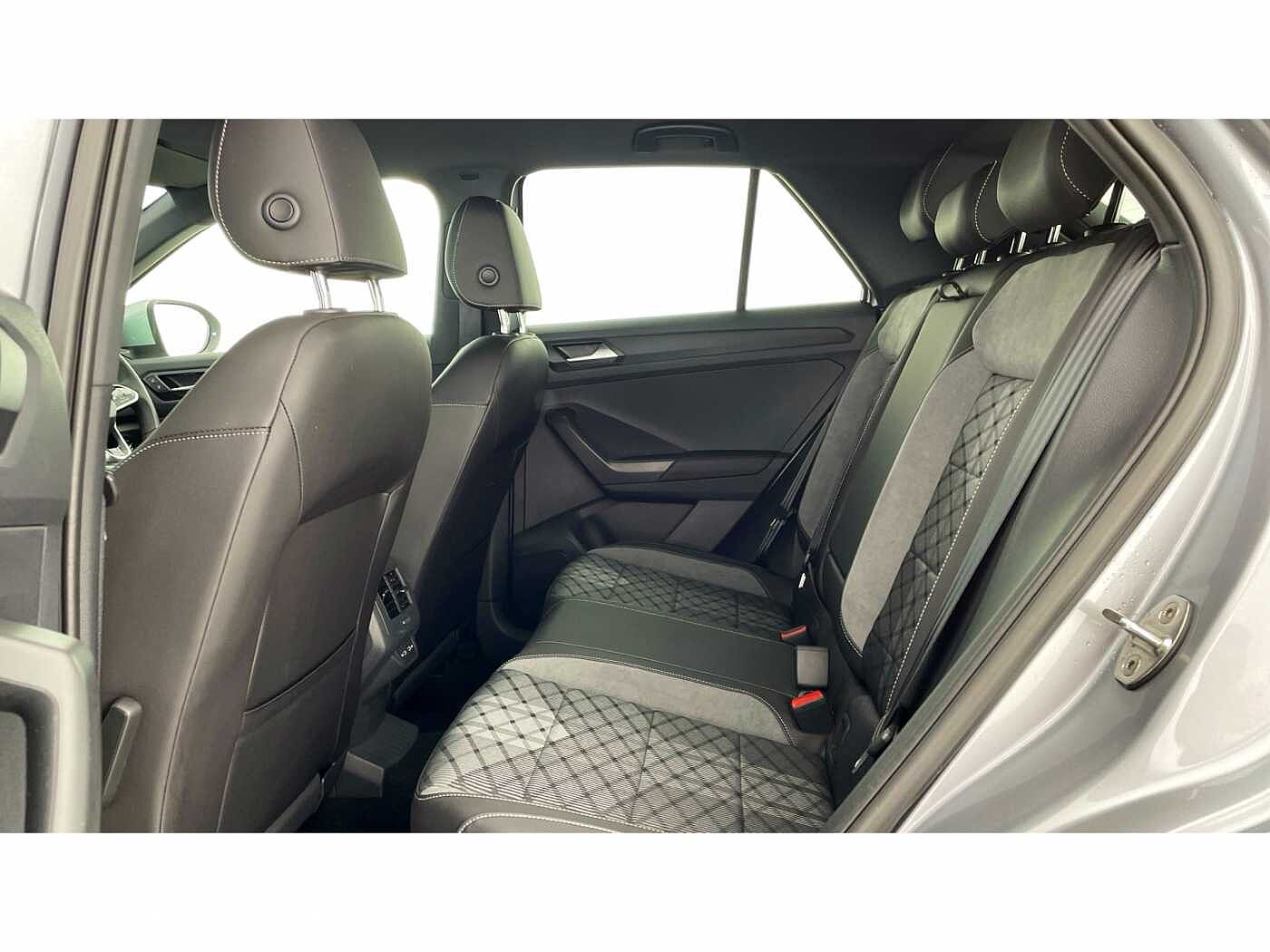 Volkswagen T-ROC 2.0TDI (150ps) R-Line EVO DSG