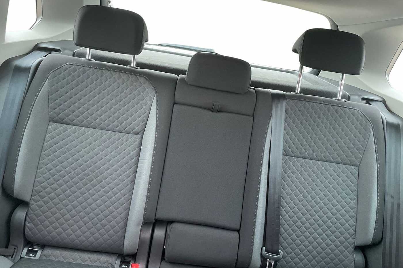 Volkswagen Tiguan 5Dr 2.0 TDI (150ps) Match SCR DSG