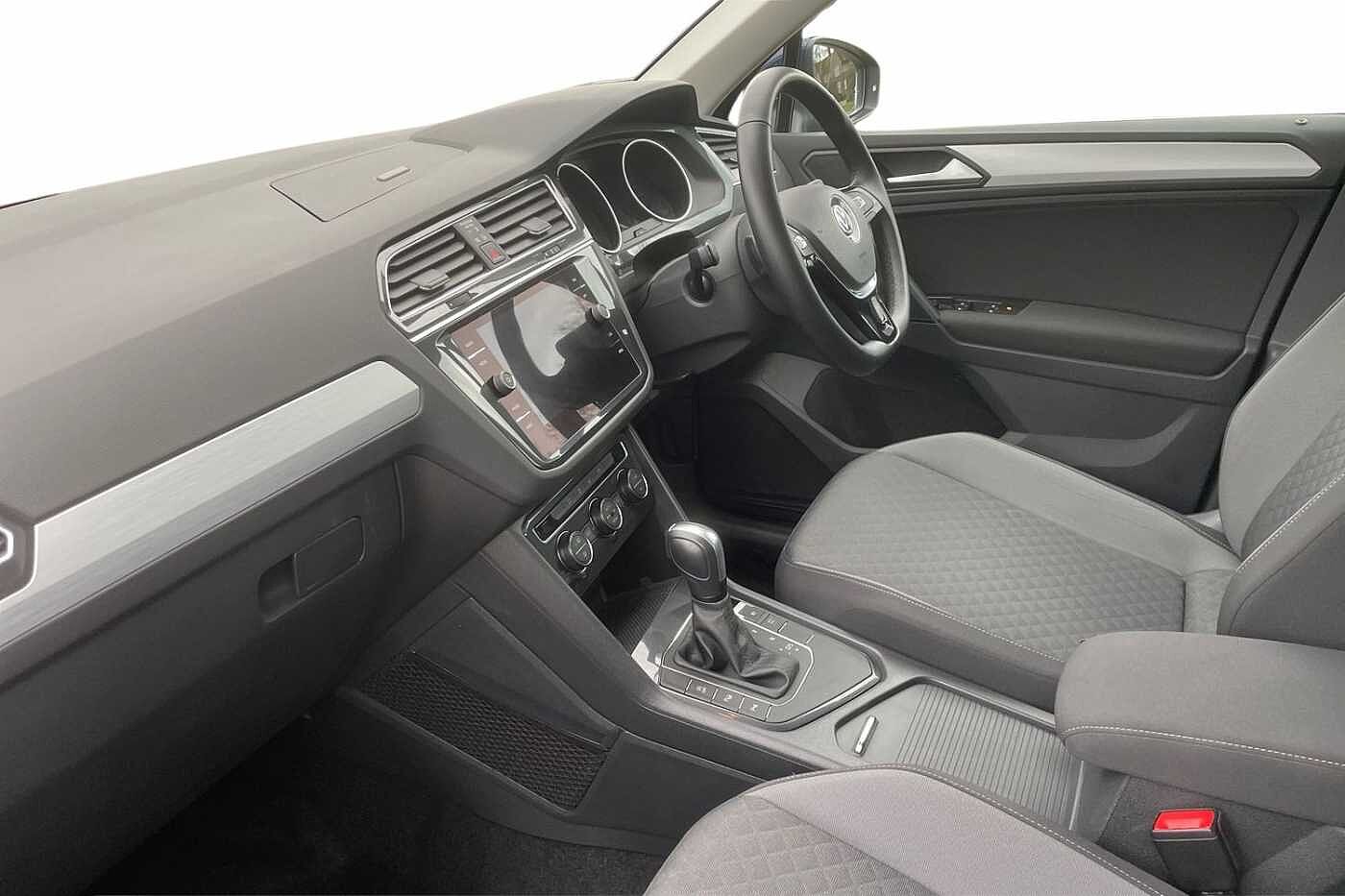 Volkswagen Tiguan 5Dr 2.0 TDI (150ps) Match SCR DSG