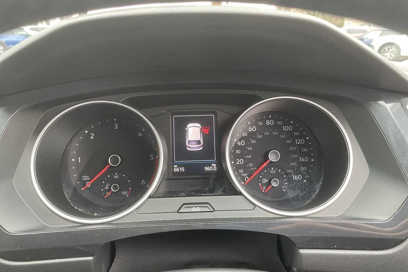 Volkswagen Tiguan 5Dr 2.0 TDI (150ps) Match SCR DSG