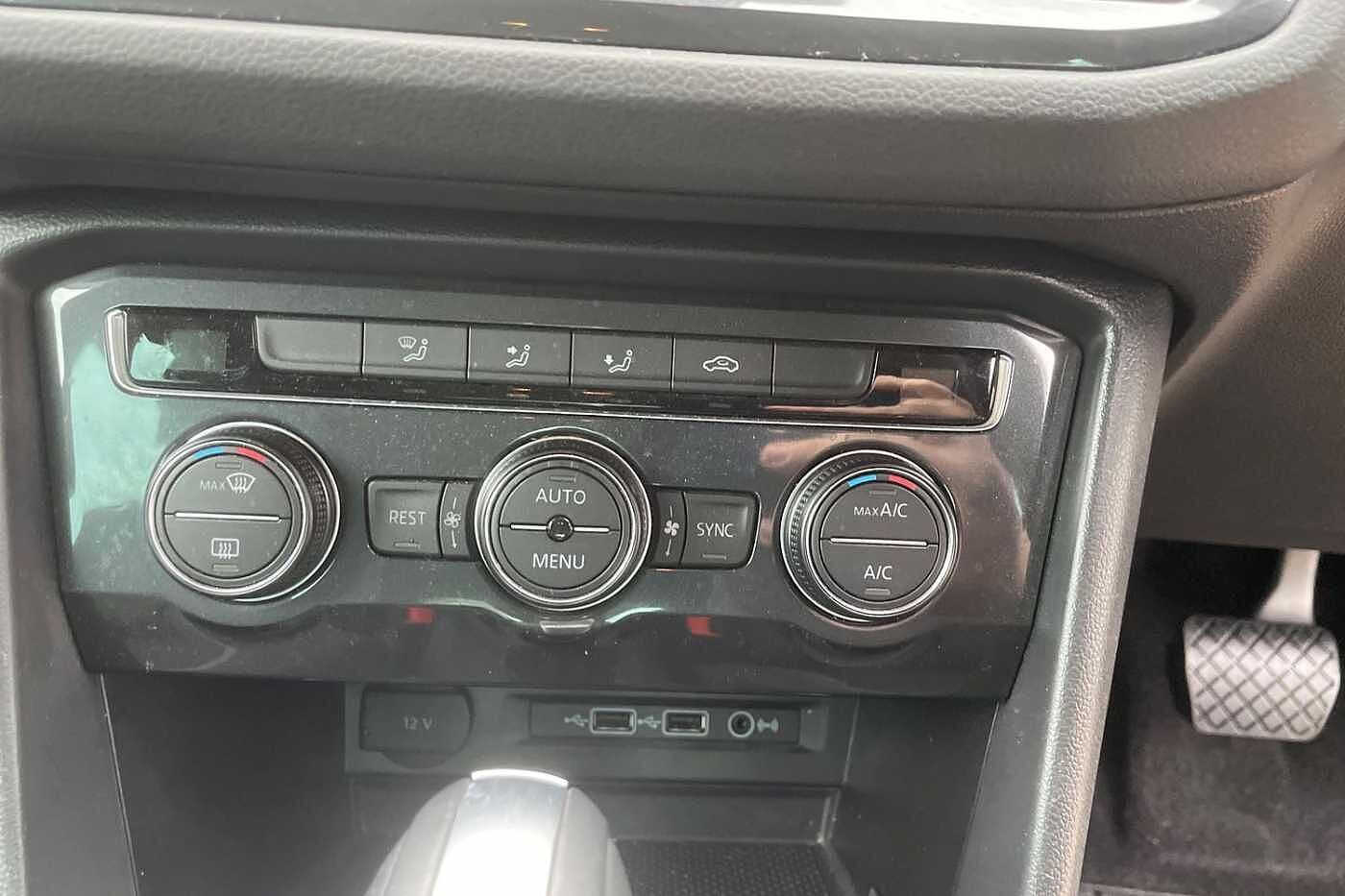 Volkswagen Tiguan 5Dr 2.0 TDI (150ps) Match SCR DSG